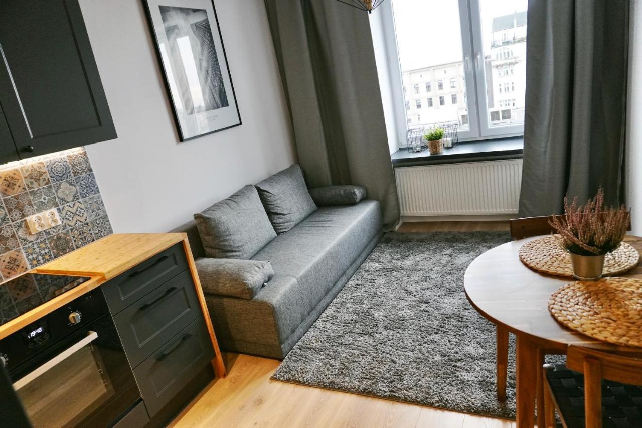 Cozy Apartment In Centrum Downtown Srodmiescie Zelazna Zelazna Jerozolimskie Palace Of Culture And Science! Wifi, Netflix, Hbo, Smarttv 55Cal Warsaw Luaran gambar